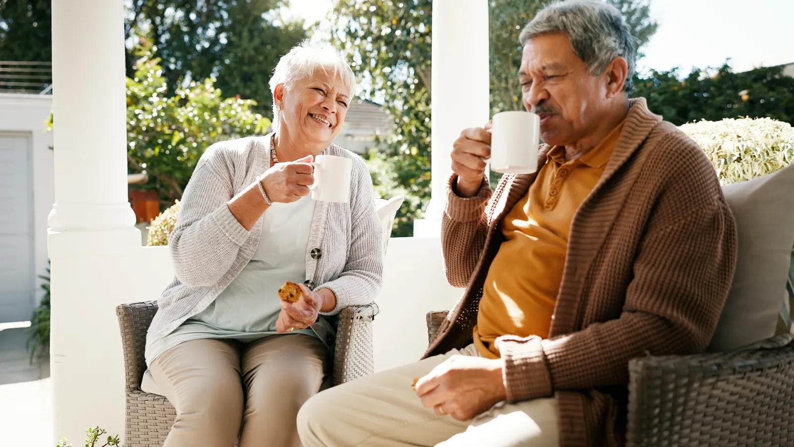 smiling couple drinking coffee